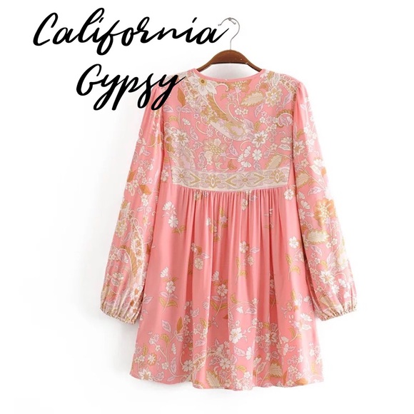 HP🏆🎉Hendrix Gypsy Bohemian Floral Tassel Top - Picture 2 of 7